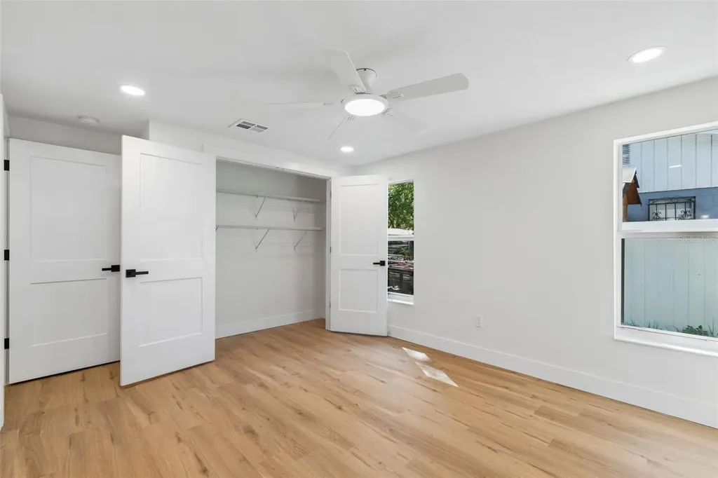 3725 Ambermist Drive Tampa FL 33619