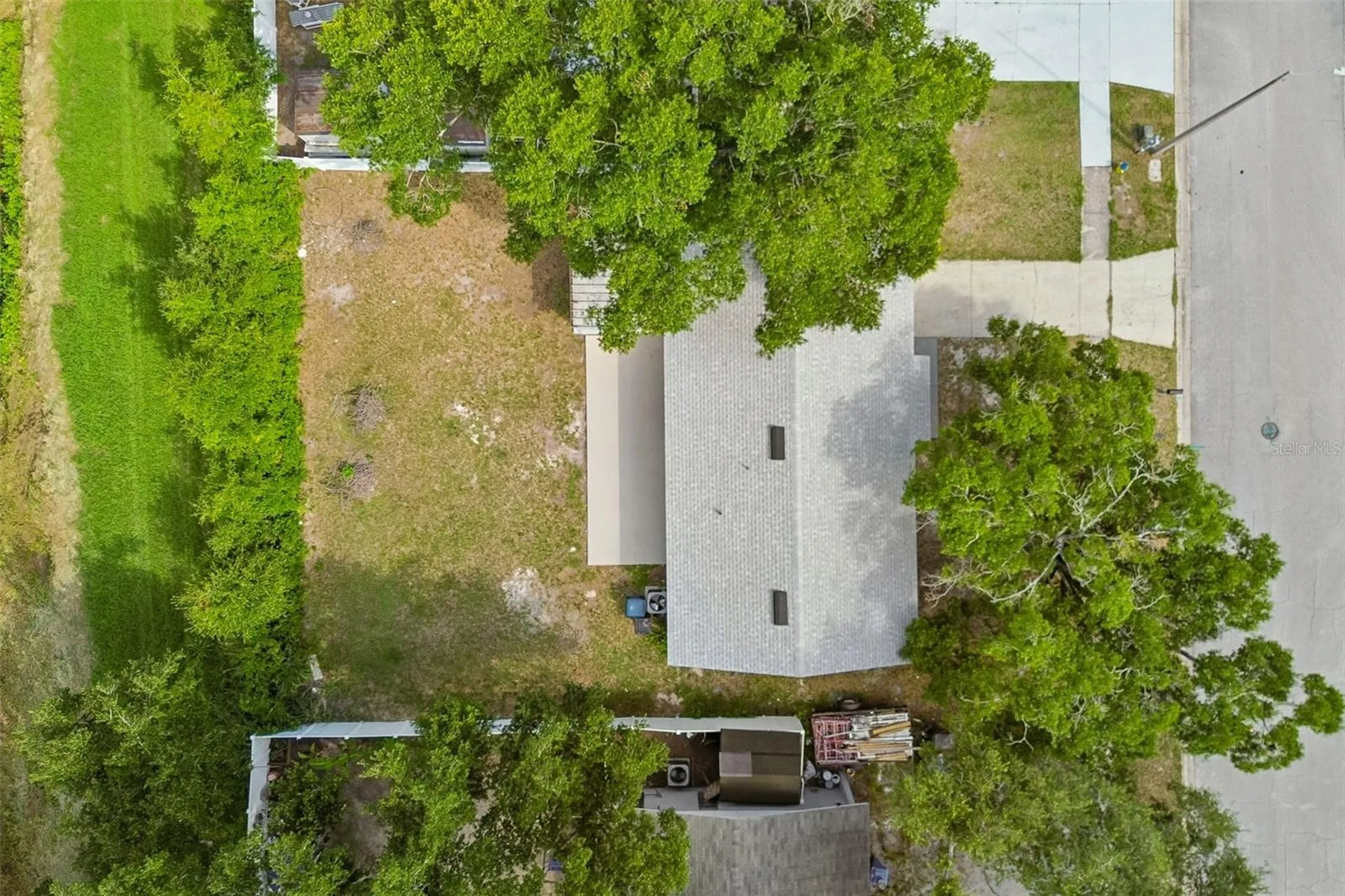 3725 Ambermist Drive Tampa FL 33619
