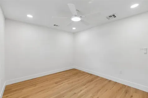 3725 Ambermist Drive Tampa FL 33619