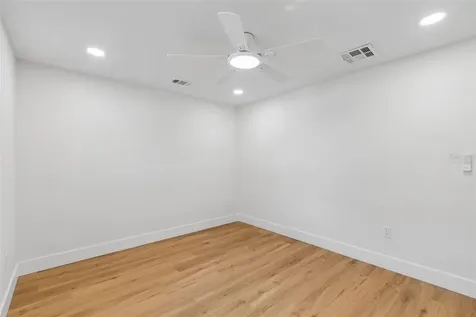 3725 Ambermist Drive Tampa FL 33619