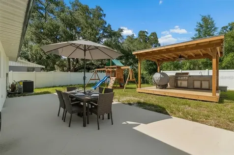 3725 Ambermist Drive Tampa FL 33619