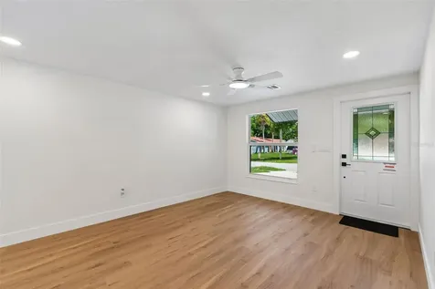 3725 Ambermist Drive Tampa FL 33619