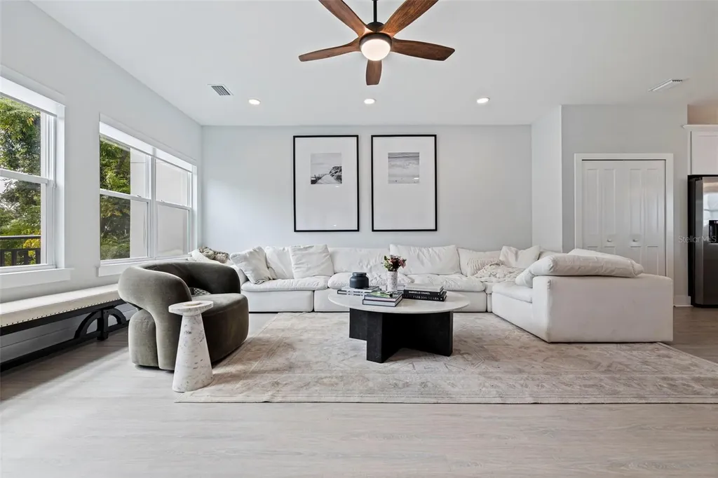 4120 W Northa Street Tampa FL 33609