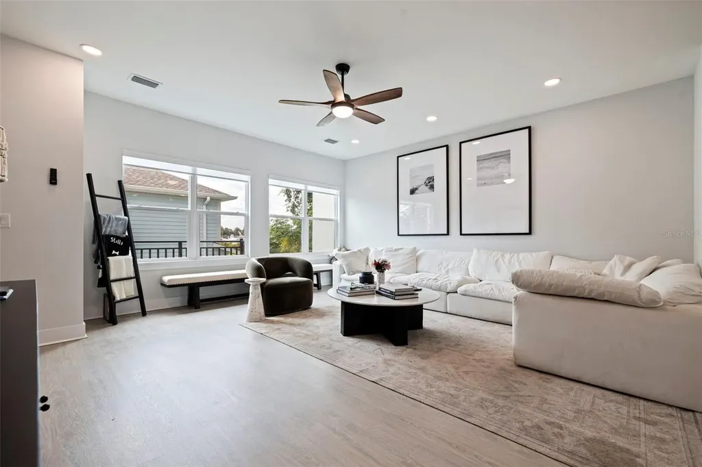 4120 W Northa Street Tampa FL 33609