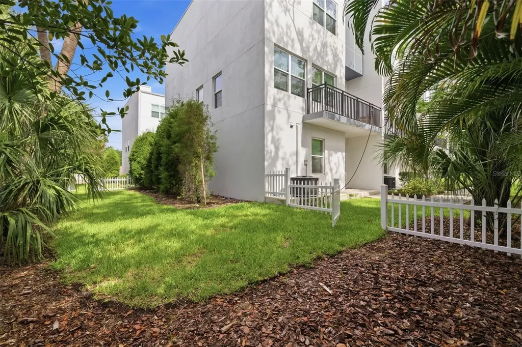4120 W Northa Street Tampa FL 33609