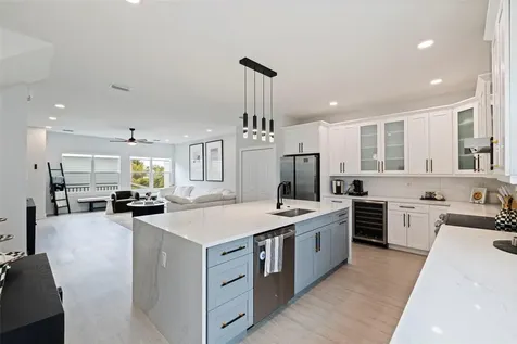 4120 W Northa Street Tampa FL 33609