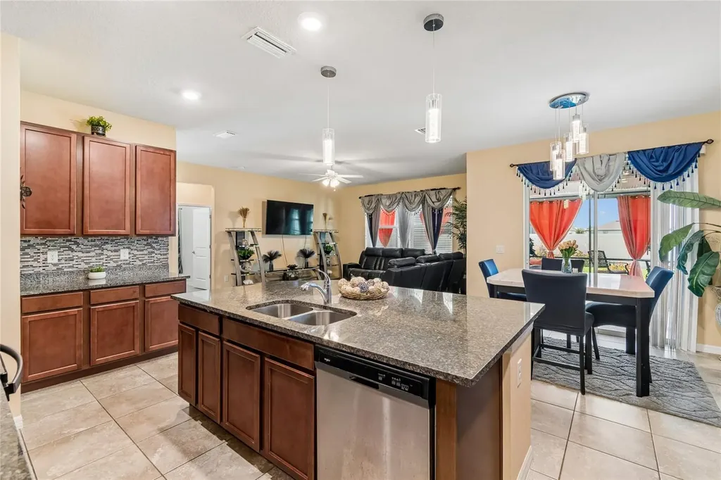 11804 Bluegrass Field Court Riverview FL 33579