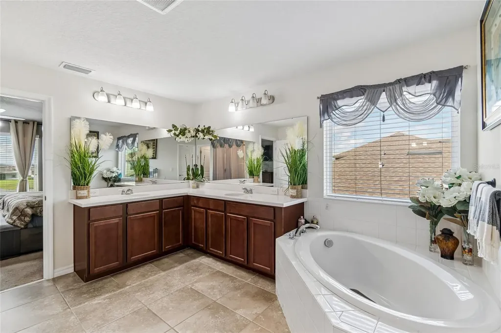 11804 Bluegrass Field Court Riverview FL 33579