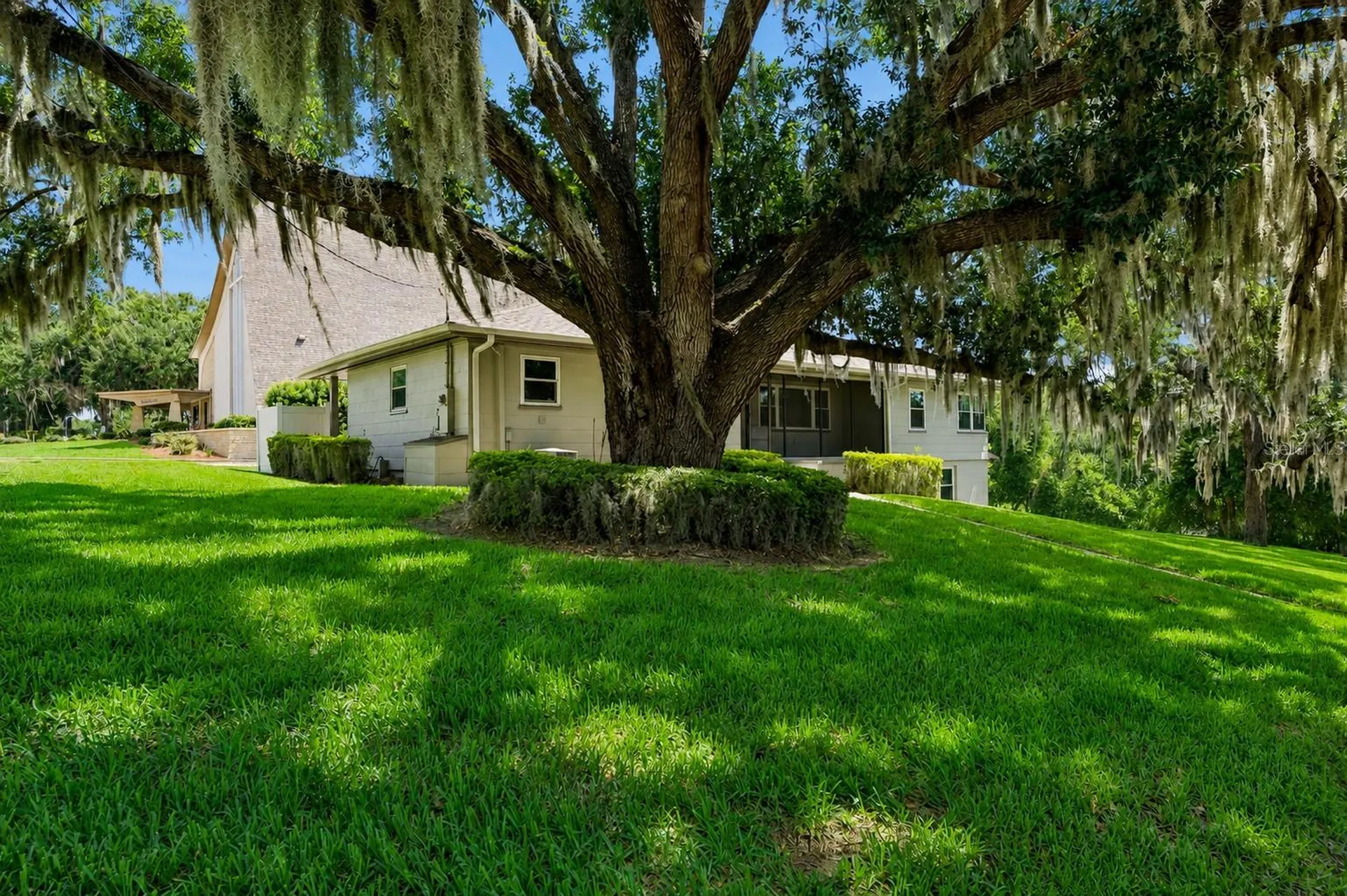 490 W Desoto Street Clermont FL 34711