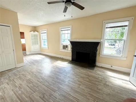 204 Avenue D NE Winter Haven FL 33881