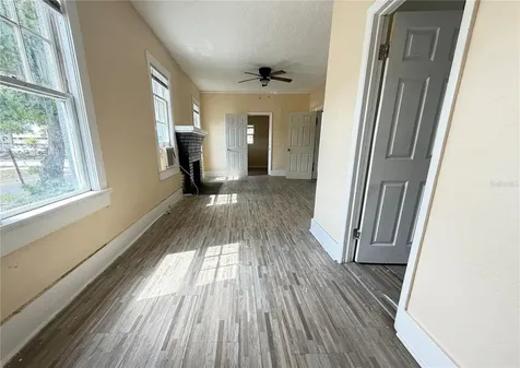 204 Avenue D NE Winter Haven FL 33881