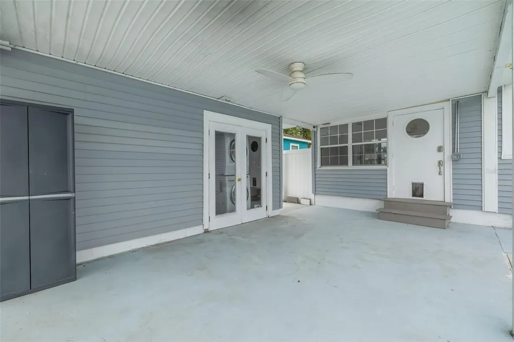 5127 29th Avenue N St Petersburg FL 33710