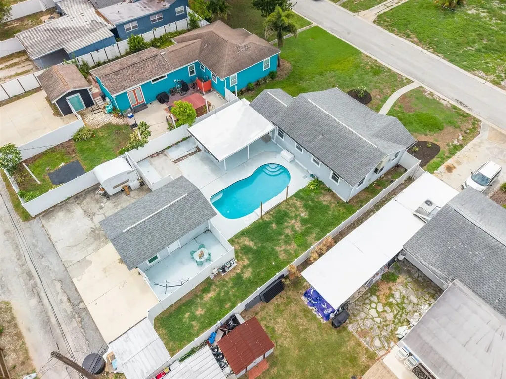 5127 29th Avenue N St Petersburg FL 33710