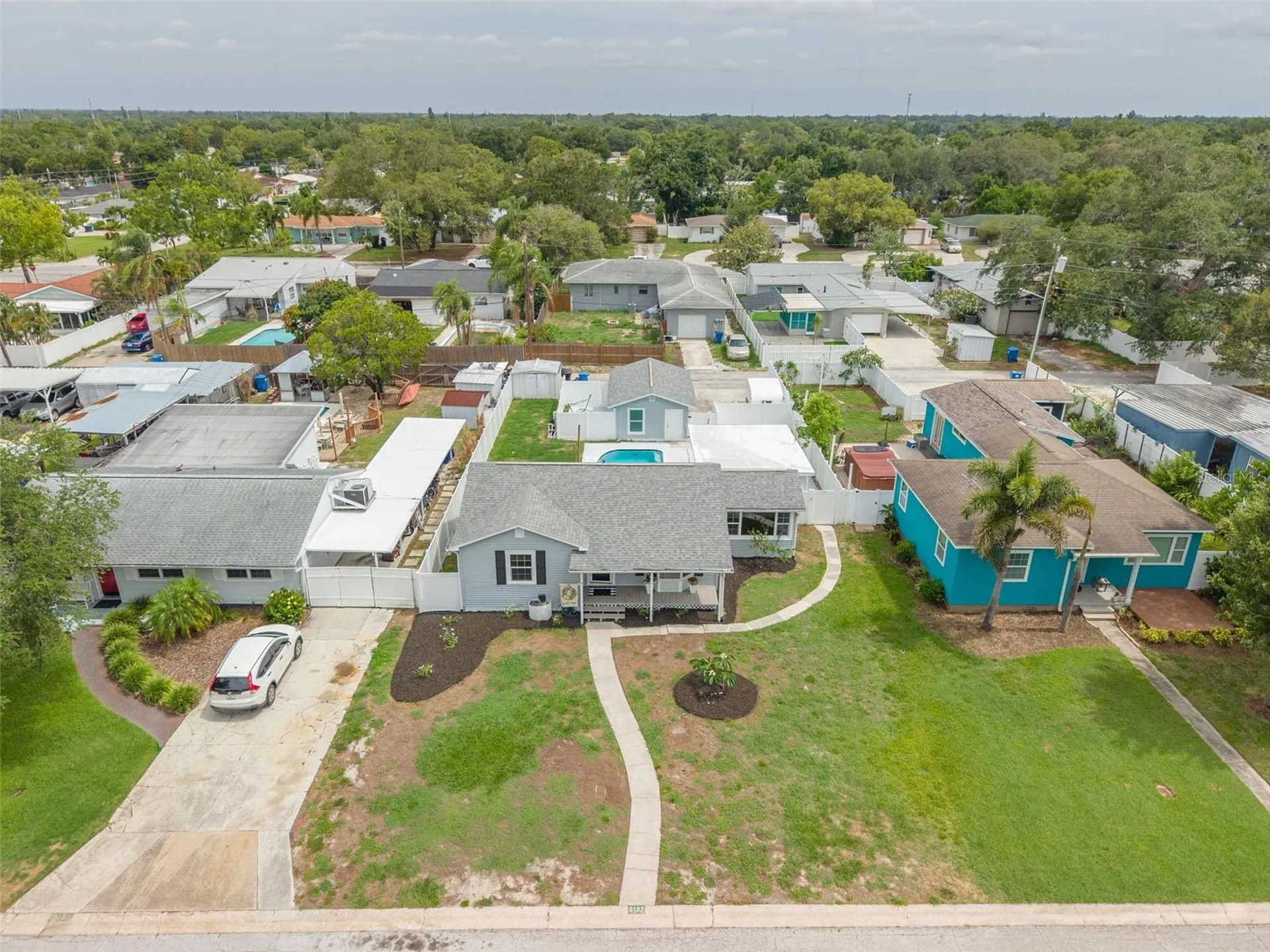 5127 29th Avenue N St Petersburg FL 33710