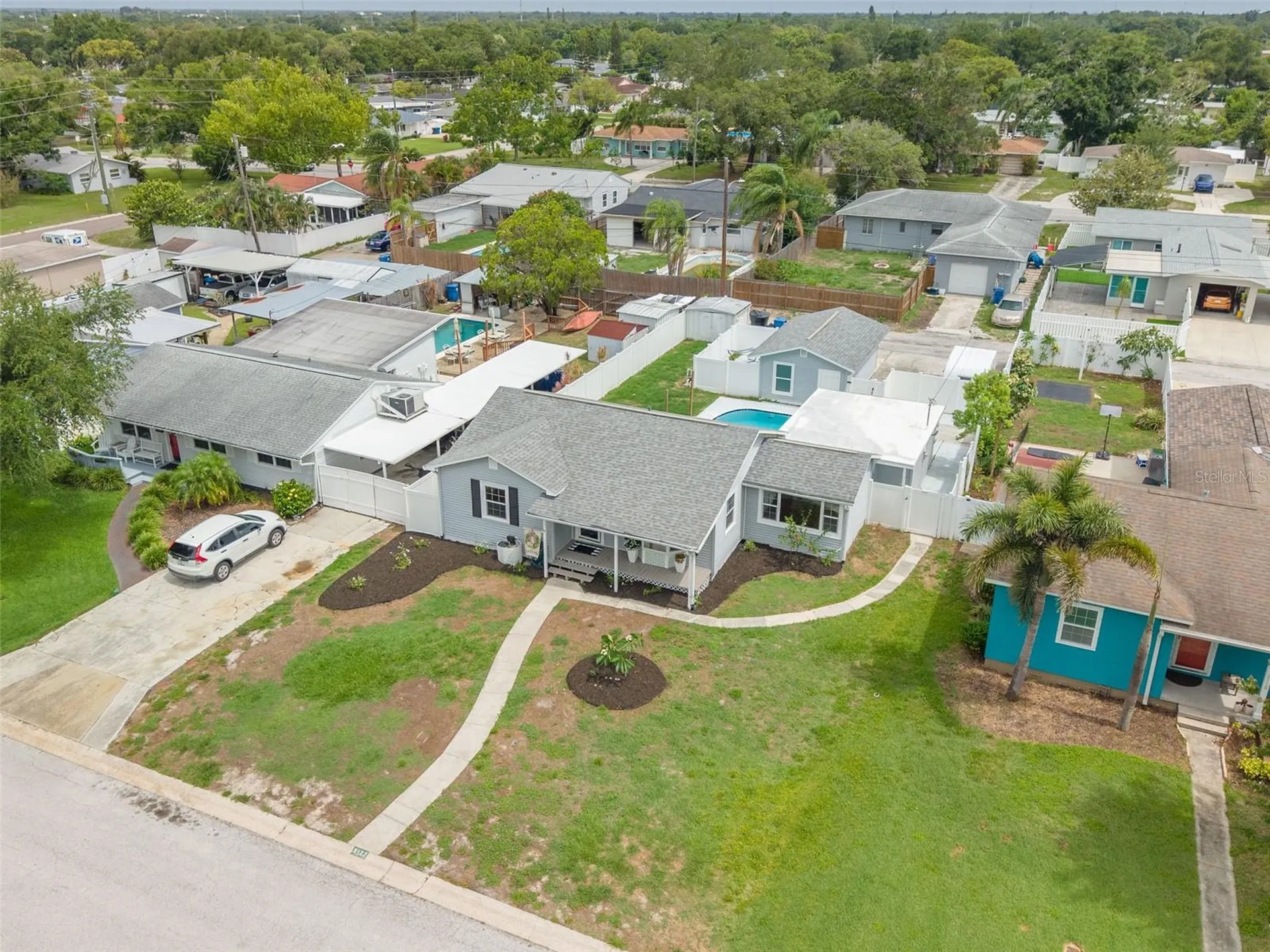 5127 29th Avenue N St Petersburg FL 33710