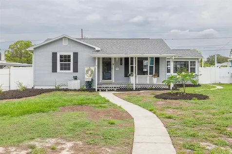 5127 29th Avenue N St Petersburg FL 33710