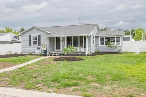 5127 29th Avenue N St Petersburg FL 33710