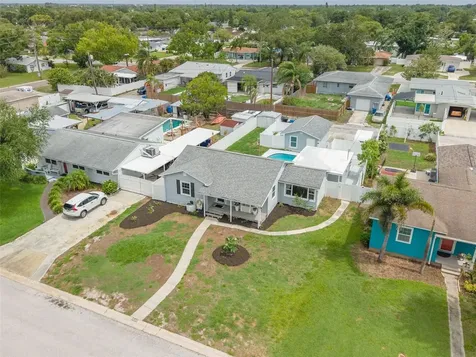 5127 29th Avenue N St Petersburg FL 33710