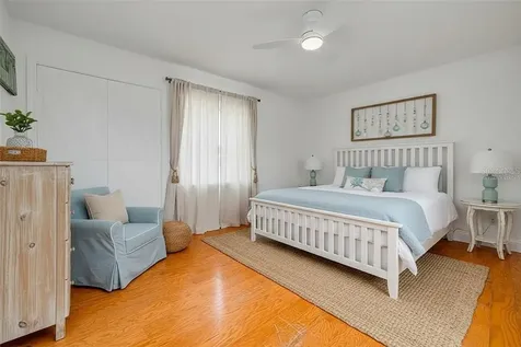5127 29th Avenue N St Petersburg FL 33710