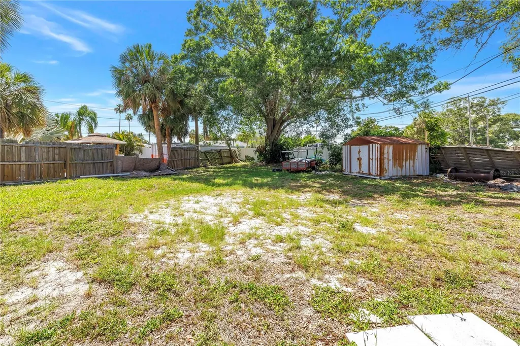 4030 Overlook Drive NE St Petersburg FL 33703
