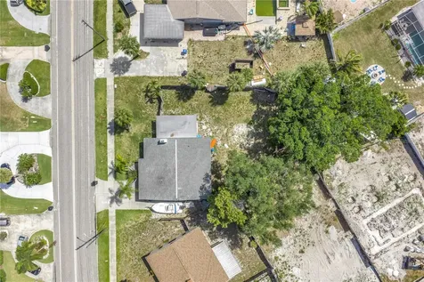 4030 Overlook Drive NE St Petersburg FL 33703