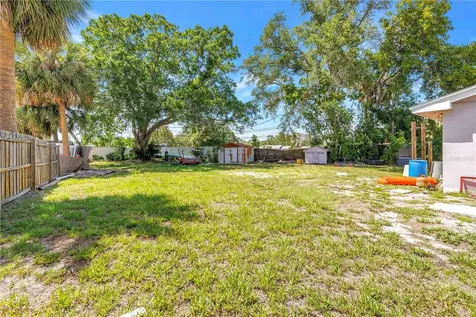 4030 Overlook Drive NE St Petersburg FL 33703