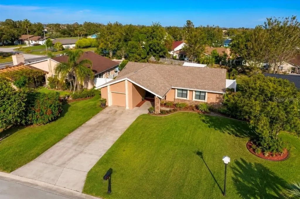 3 Country Club Court Kissimmee FL 34759