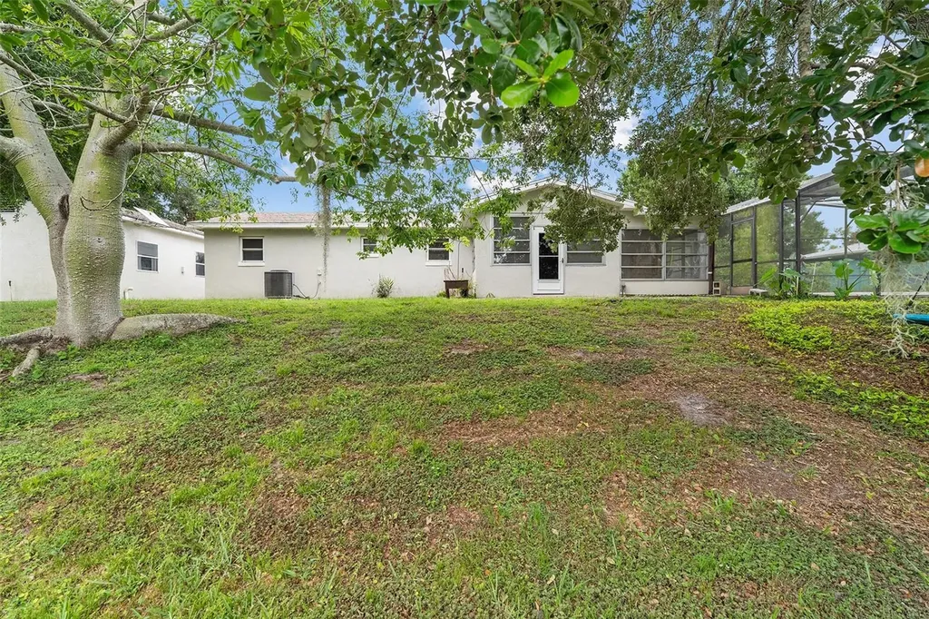 110 Edgewater Drive St Cloud FL 34769