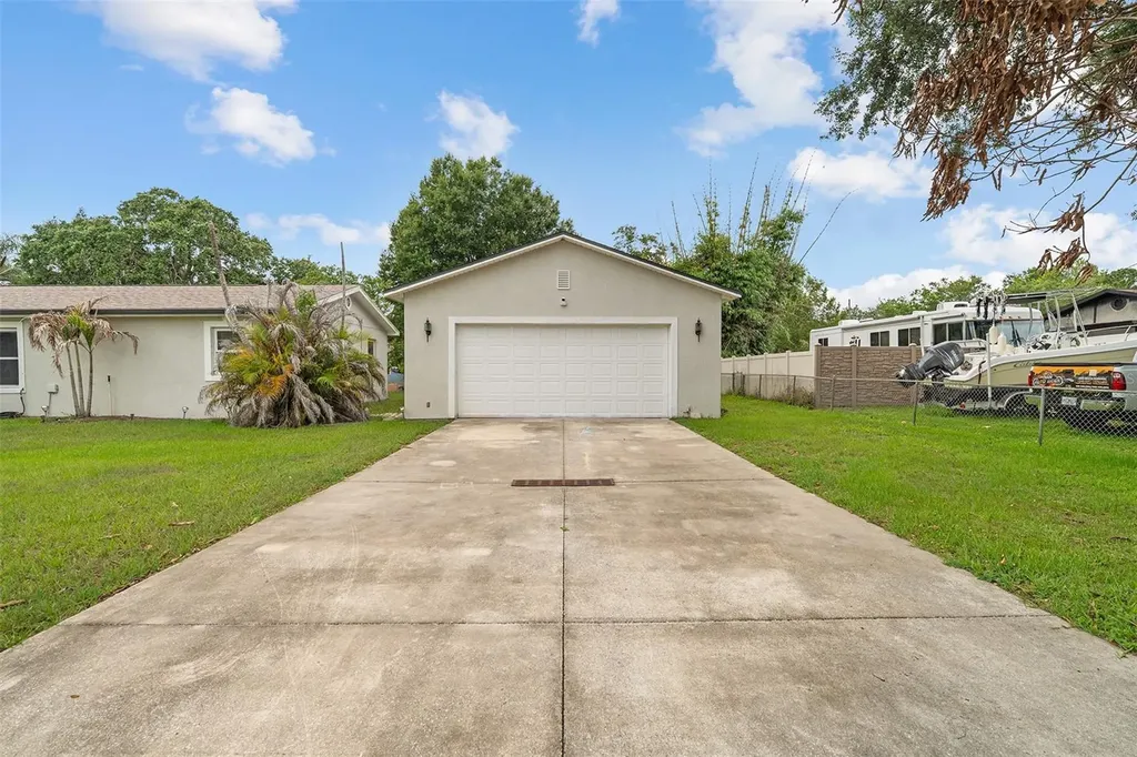 110 Edgewater Drive St Cloud FL 34769
