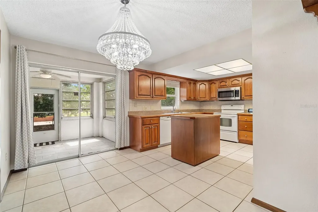 110 Edgewater Drive St Cloud FL 34769