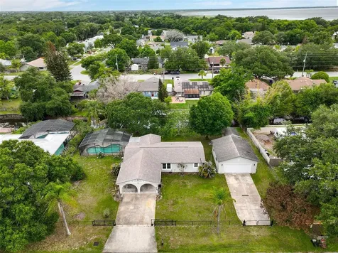 110 Edgewater Drive St Cloud FL 34769