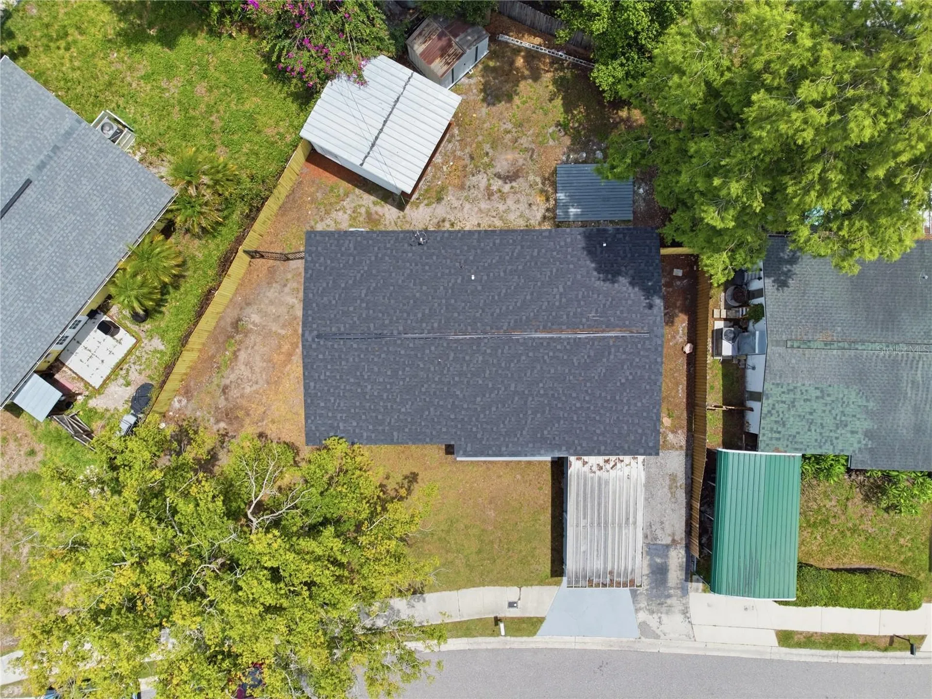 907 Leisure Avenue Tampa FL 33613