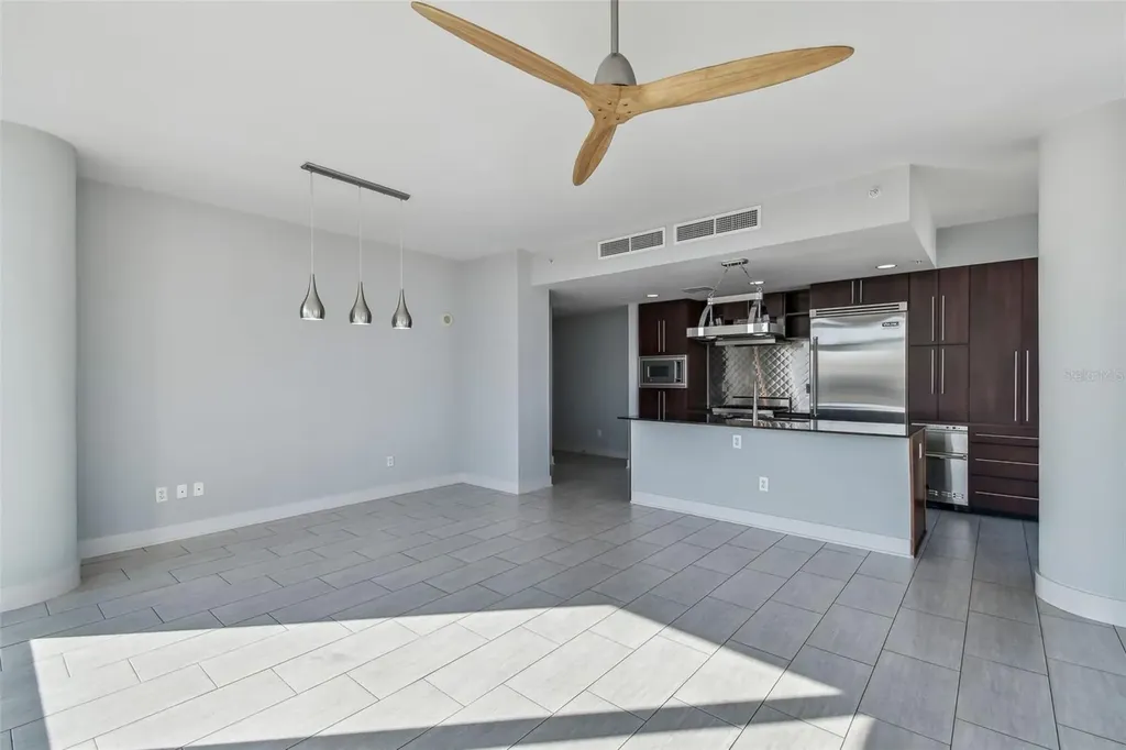1208 E Kennedy Boulevard Tampa FL 33602