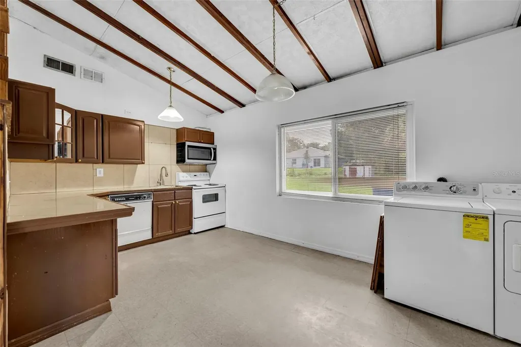 645 Park Avenue Orange City FL 32763