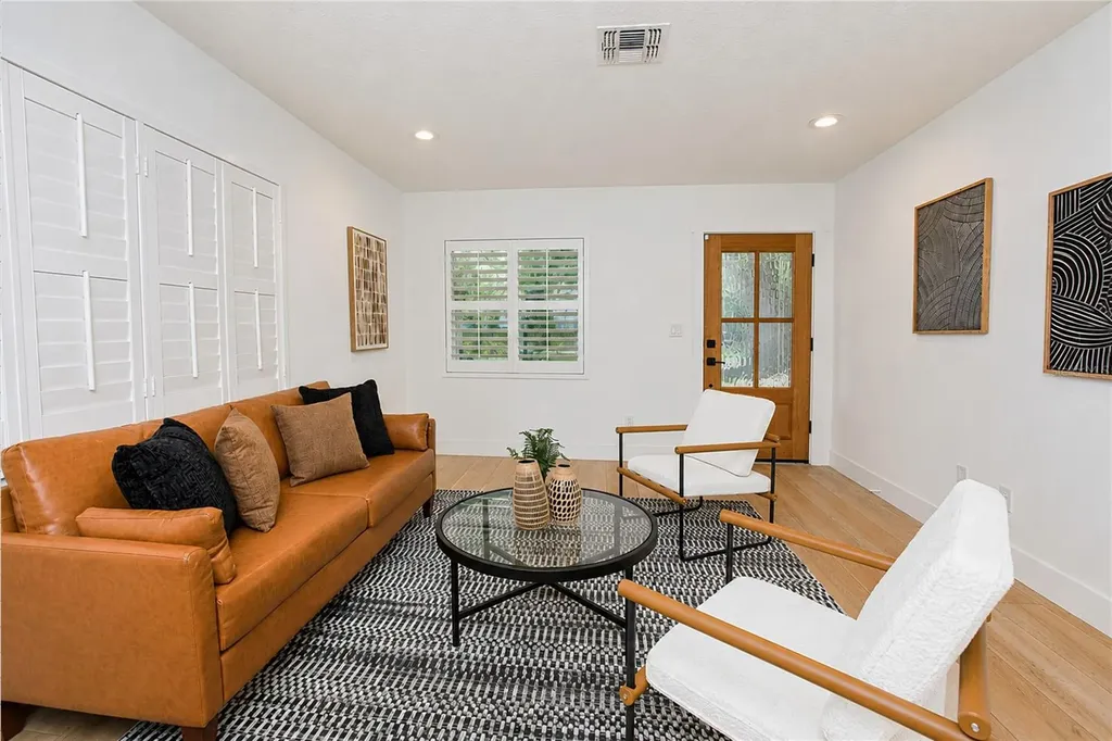 20 E Division Street Winter Garden FL 34787