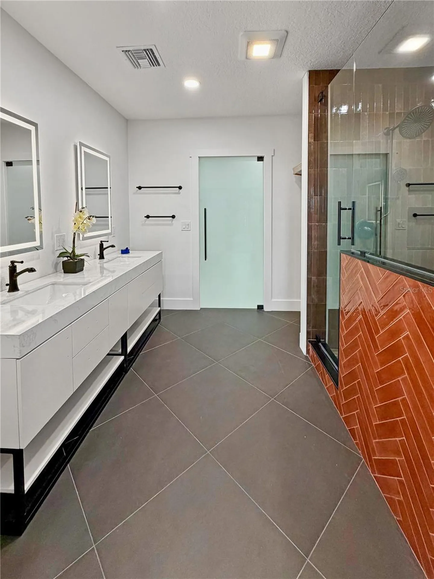 20 E Division Street Winter Garden FL 34787
