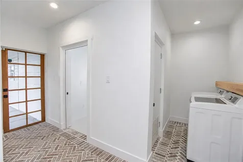 20 E Division Street Winter Garden FL 34787