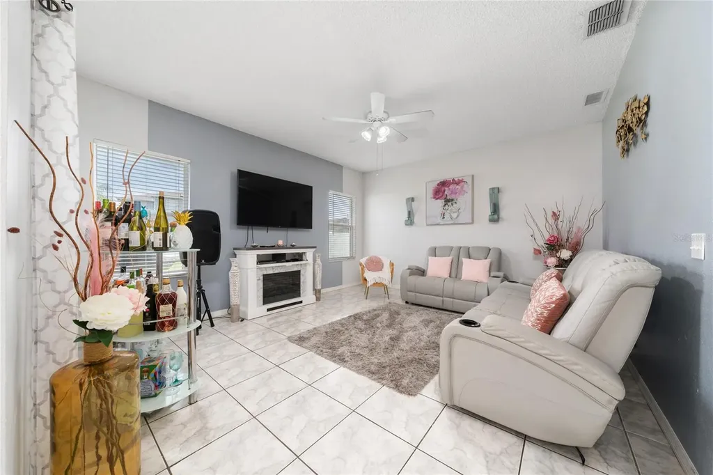661 Elbridge Drive Kissimmee FL 34758