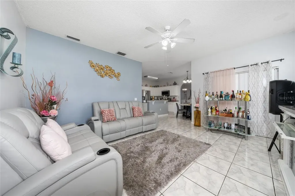 661 Elbridge Drive Kissimmee FL 34758