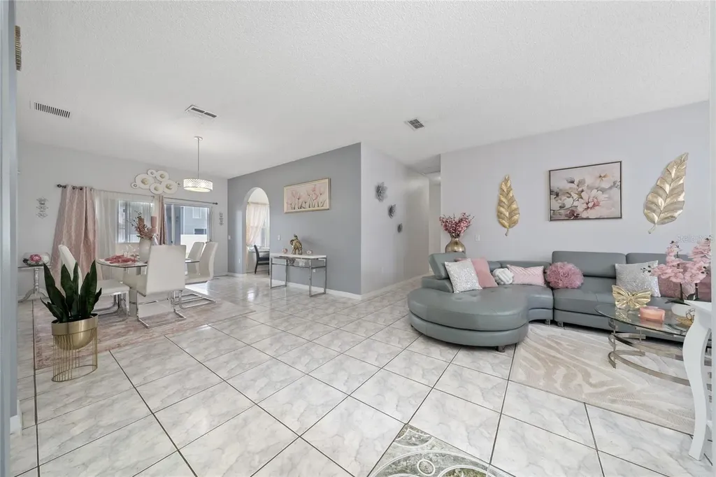 661 Elbridge Drive Kissimmee FL 34758