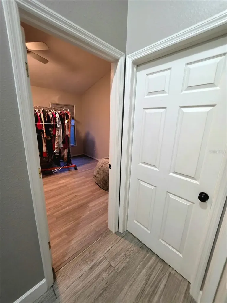 18507 Country Crest Place Tampa FL 33647