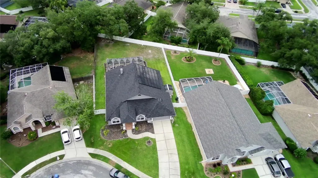 18507 Country Crest Place Tampa FL 33647