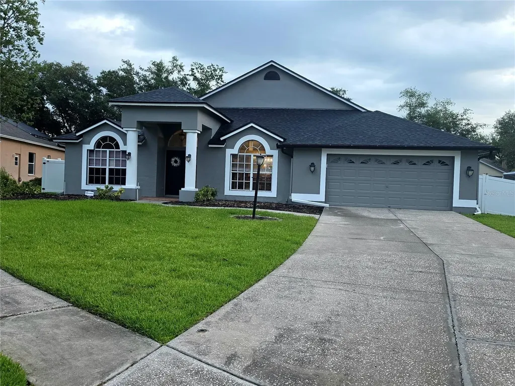 18507 Country Crest Place Tampa FL 33647