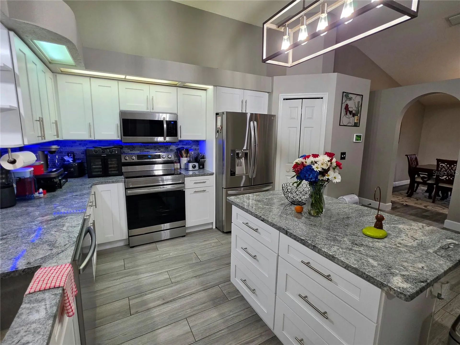 18507 Country Crest Place Tampa FL 33647