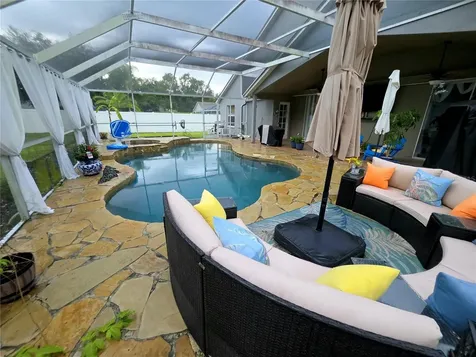 18507 Country Crest Place Tampa FL 33647