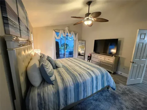 18507 Country Crest Place Tampa FL 33647