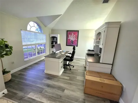 18507 Country Crest Place Tampa FL 33647