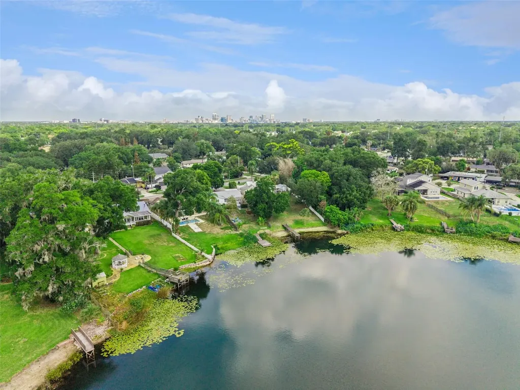 2609 S Crystal Lake Drive Orlando FL 32806