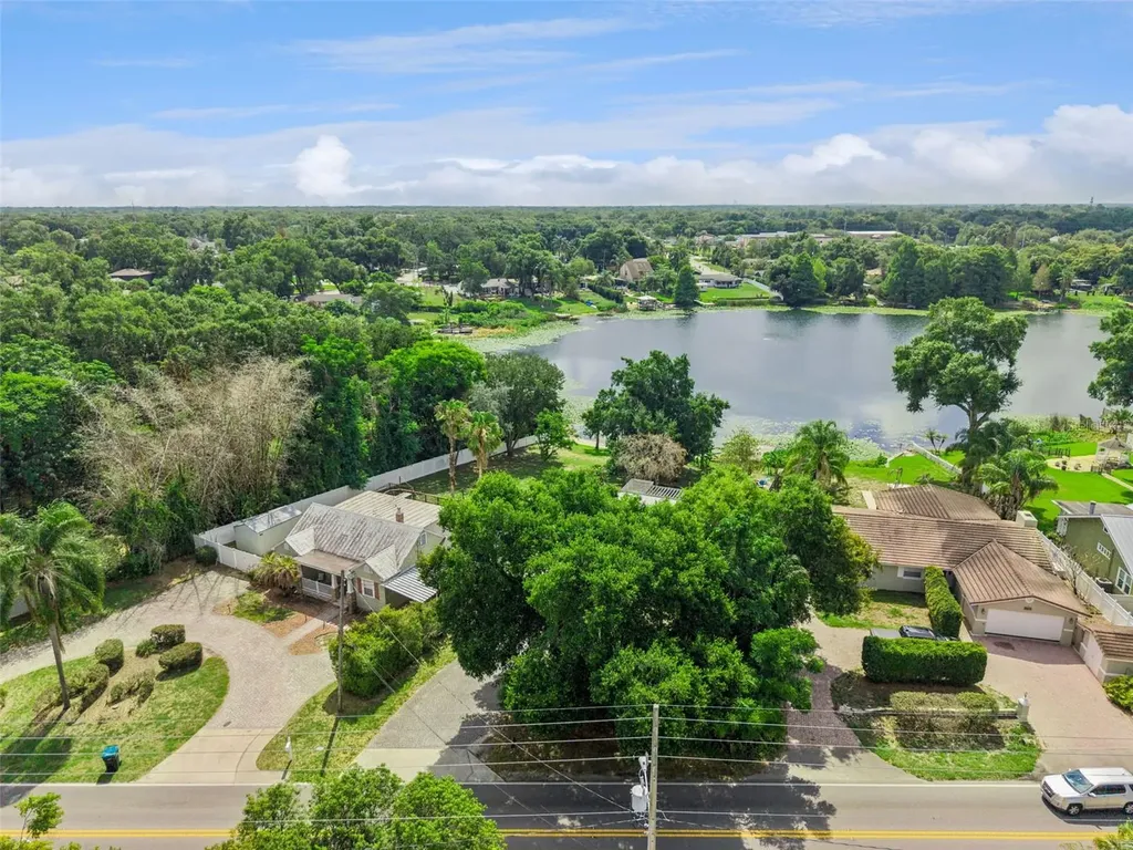 2609 S Crystal Lake Drive Orlando FL 32806