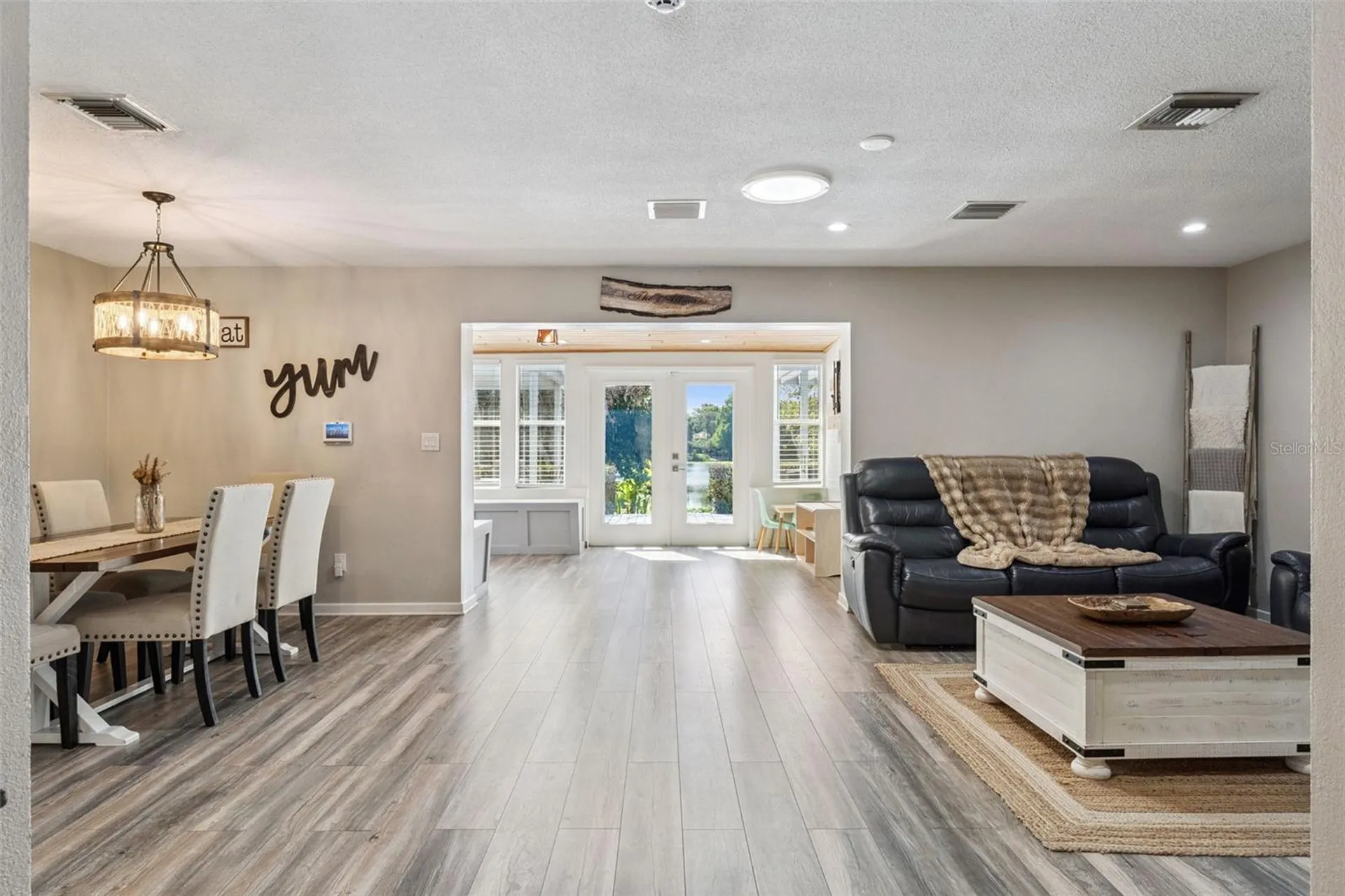 2609 S Crystal Lake Drive Orlando FL 32806